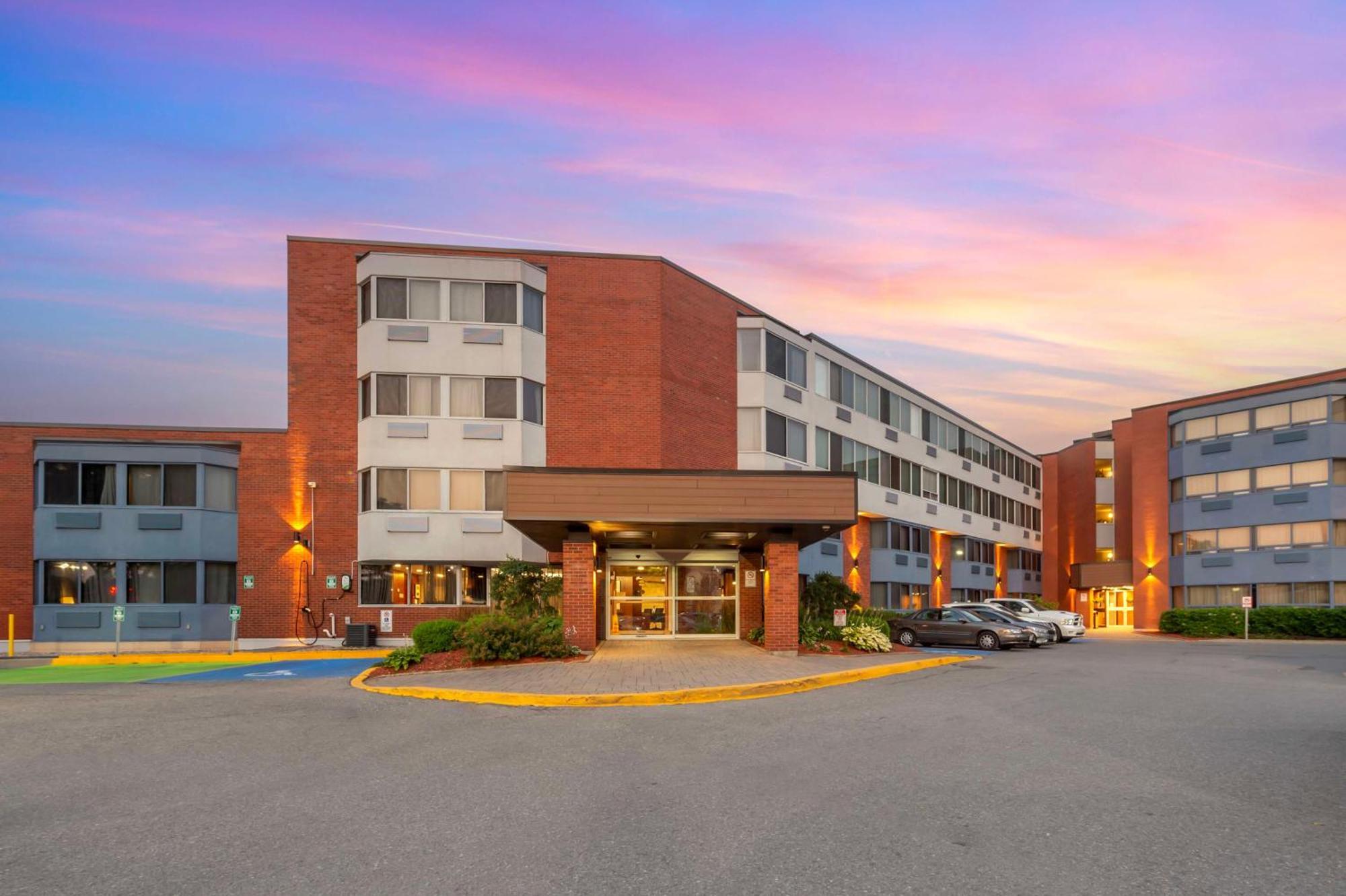 Best Western Plus Ottawa City Centre Exterior photo